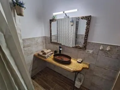 Lughera B&B Tula 0*,  Italia