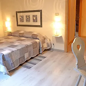 Lo Scialle Della Luna Bed & Breakfast