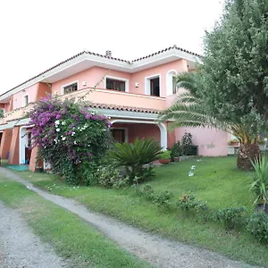 Ada Bed & Breakfast